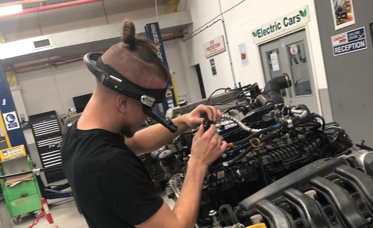 Autotech Connect and Martec Training trial AI-supported learning platform powered by FieldPal.ai